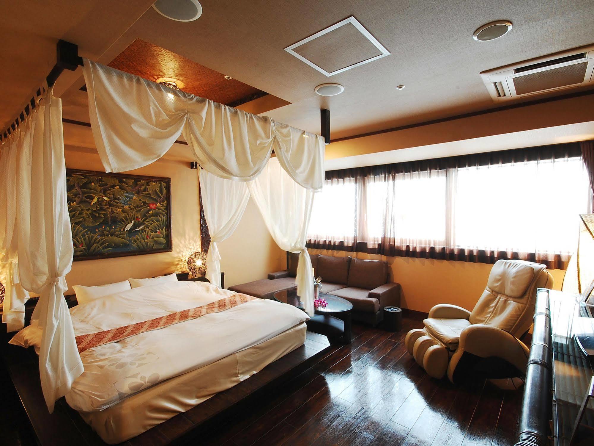 Balian Resort Chiba-Chuo (Adults Only) Екстер'єр фото